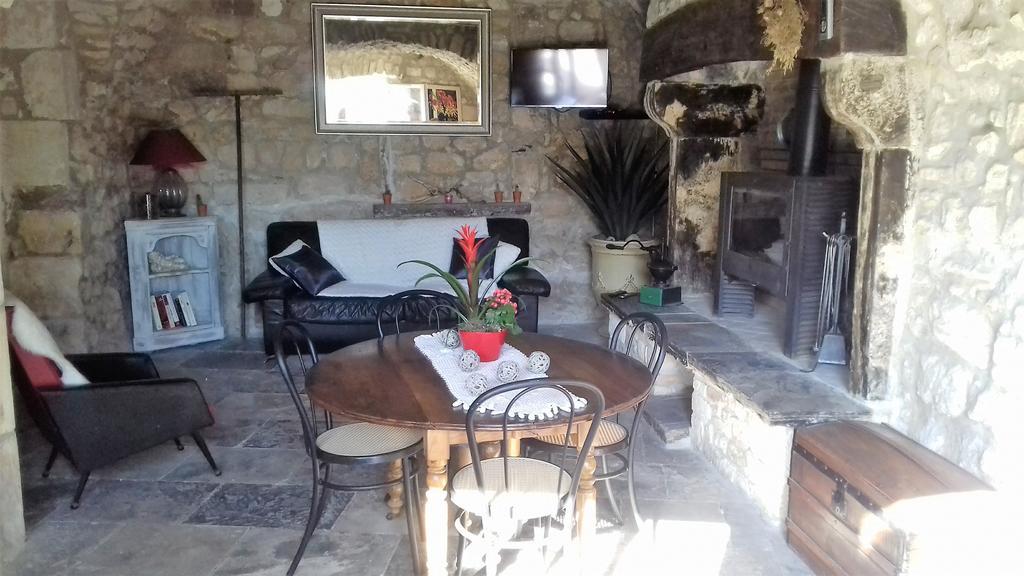Hotel La Bastide Cévenole à Rochegude  Extérieur photo